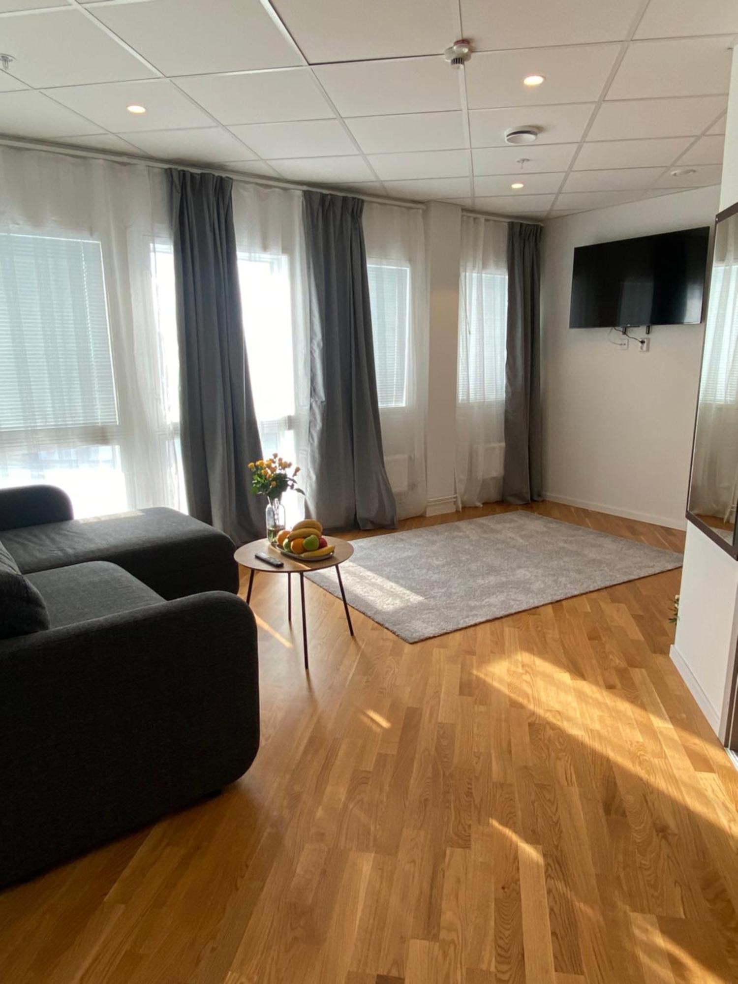 Stockholm Hotel Apartments Arlanda Xpo ภายนอก รูปภาพ